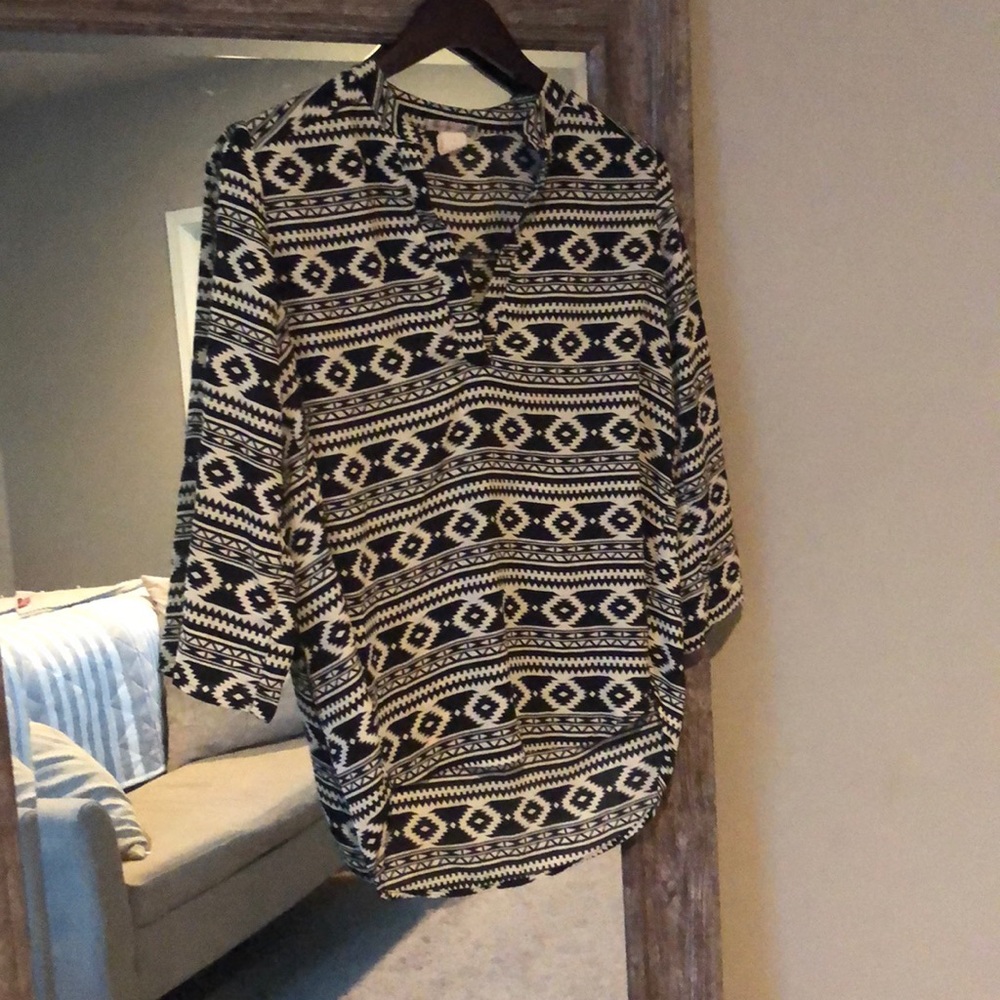 Black & White Printed Long Sleeve